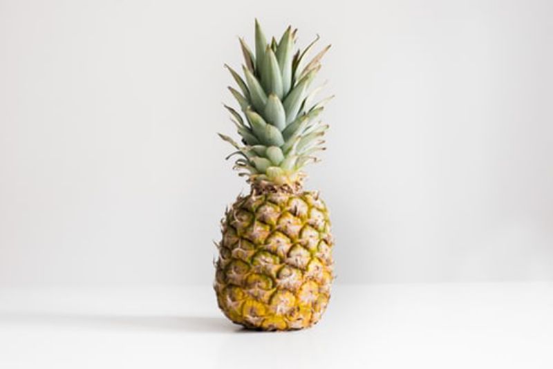 PINEAPPLE GOLDEN 6-8 CT 6-8 CT CASE