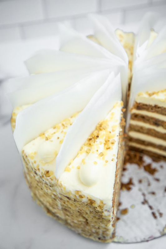 CAKE CARROT 5 LAYER 10